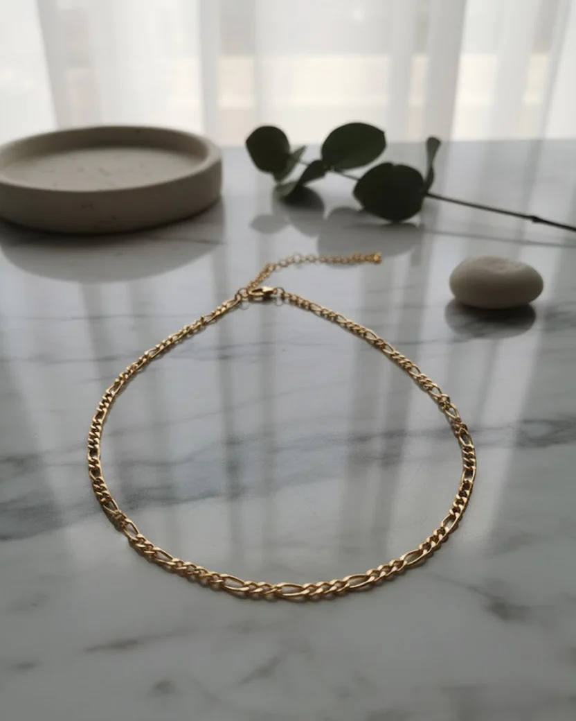 Stylish gold-plated paperclip chain necklace — image 4